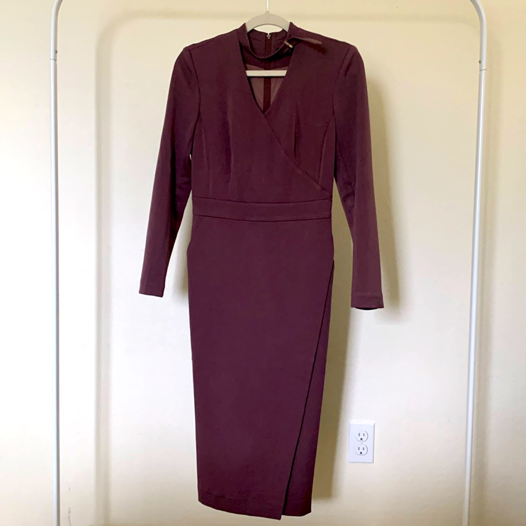 Bgl Sz 32 Eur (Us 4) Burgundy Cocktail Tailor Fitted V-Neck Knee Elegant Dress